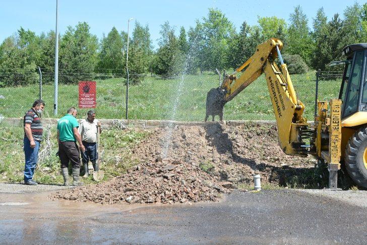Ardahan Belediyesi su ve kanalizasyon işlerinde sorunları tek tek çözüyor G1