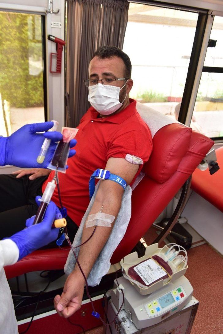 Kepez’de ‘Kan ver can olsun’ kampanyası G3