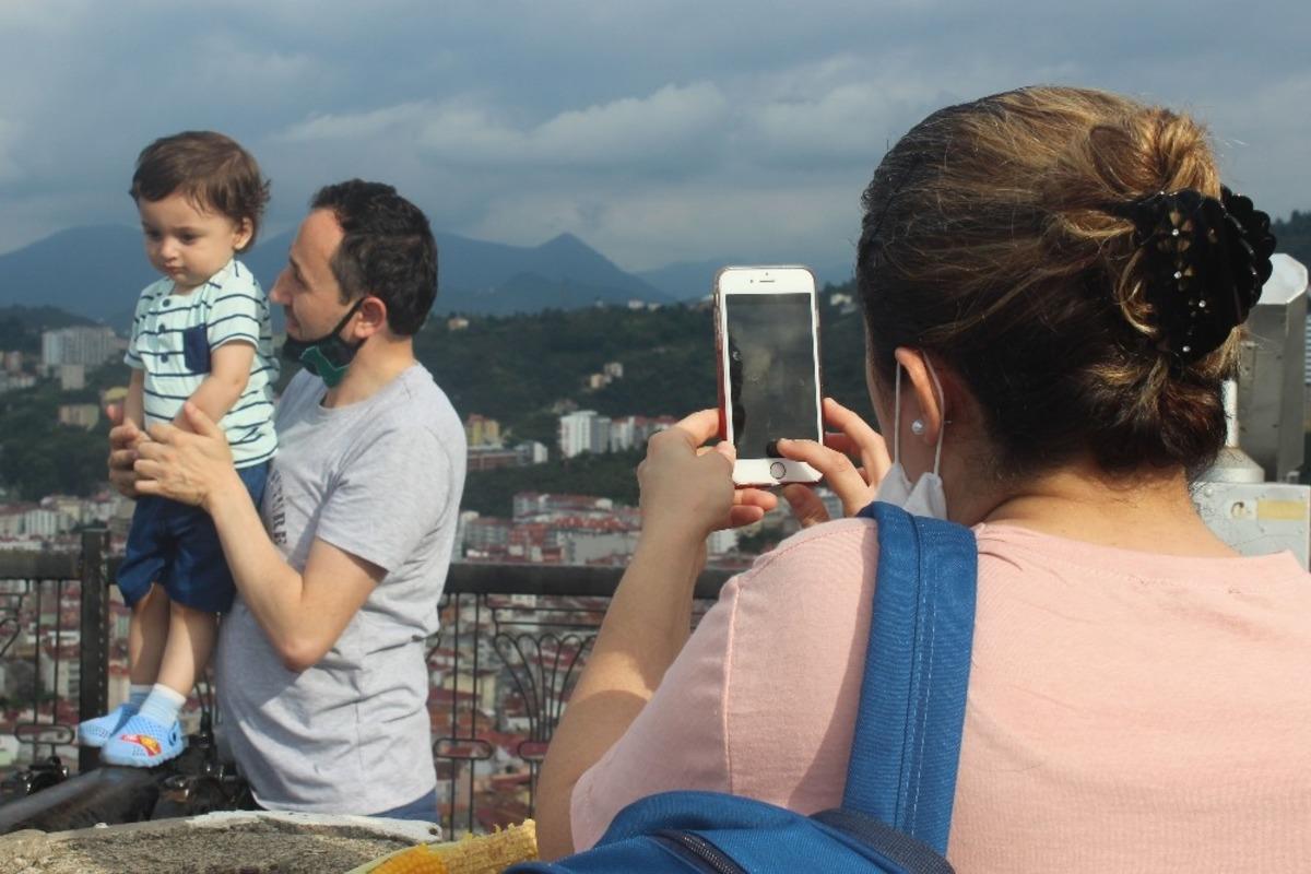 Giresun Kalesi&rsquo;ne ziyaret&ccedil;i akını