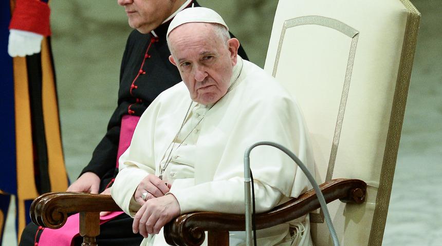 Son dakika! Papa'dan Ayasofya a&ccedil;ıklaması: &Ccedil;ok acı verici