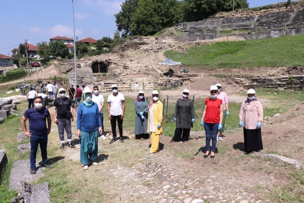 Tarih i&ccedil;in belediye personeli seferber oldu
