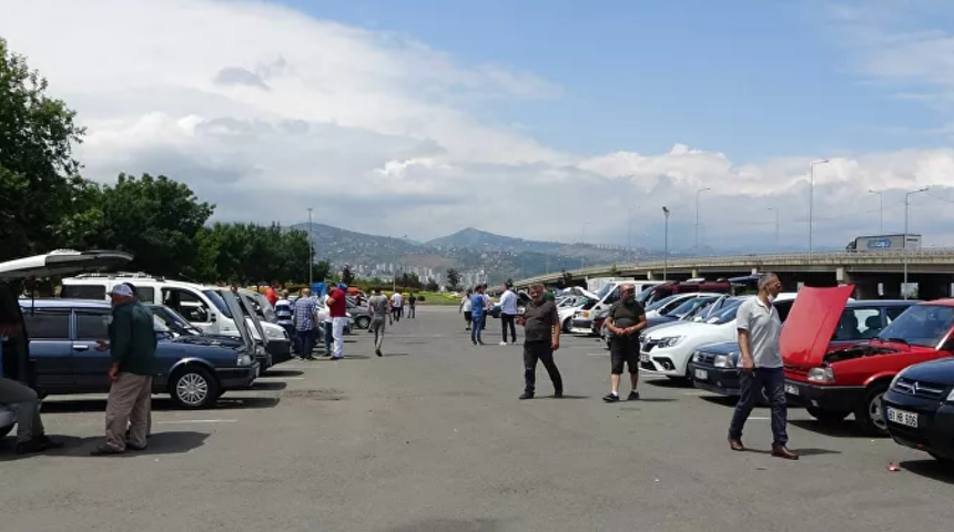 İkinci el araç piyasasında fiyatlar iki kat arttı