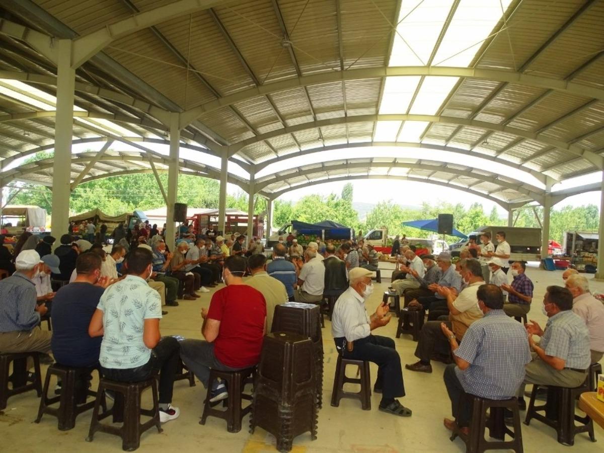 Hisarcık AK Parti Teşkilatından Ayasofya i&ccedil;in ş&uuml;k&uuml;r duası
