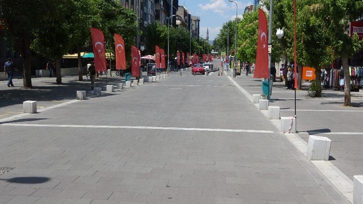 Pandeminin yapamadığını sıcak havalar yaptı G2