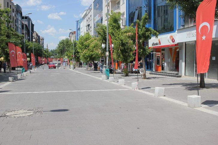 Pandeminin yapamadığını sıcak havalar yaptı G5