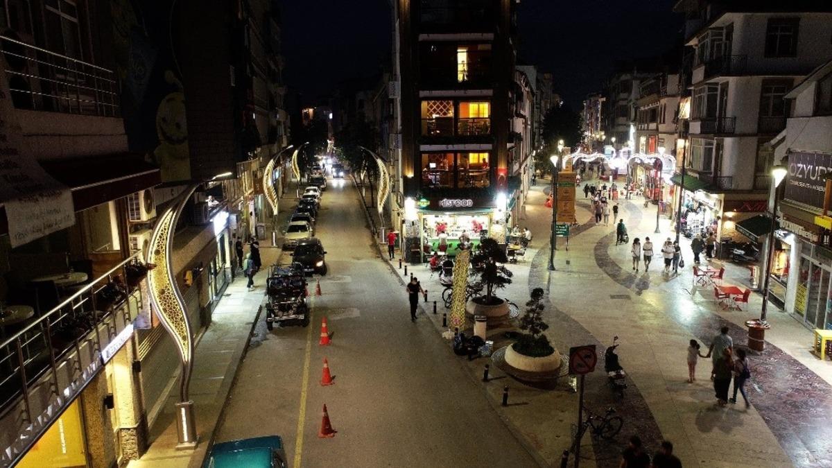 Ordu&rsquo;da sokak ve caddeler ışıl ışıl