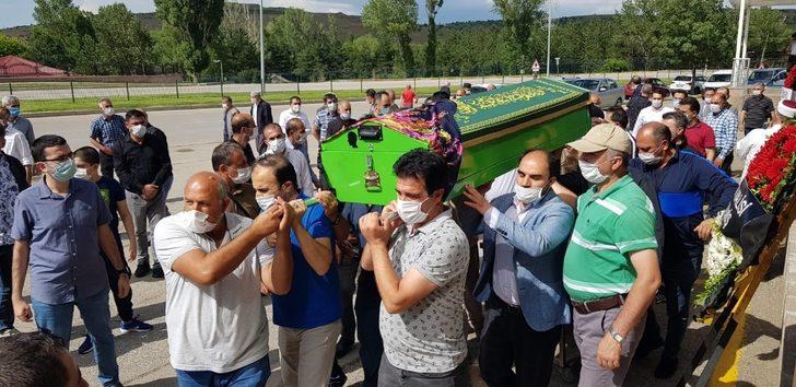 Erzurum Sağlık İl Müdürü Bedir’in annesi son yolculuğuna uğurlandı G2