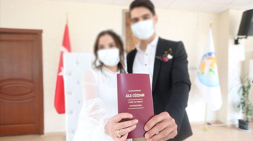 Yargıtay’dan emsal nikah kararı! Bunu yapan tazminat ödeyecek