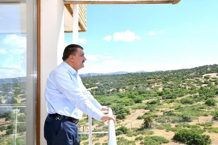 Gürkan’dan yaban hayatı gözlem merkezine ziyaret G2