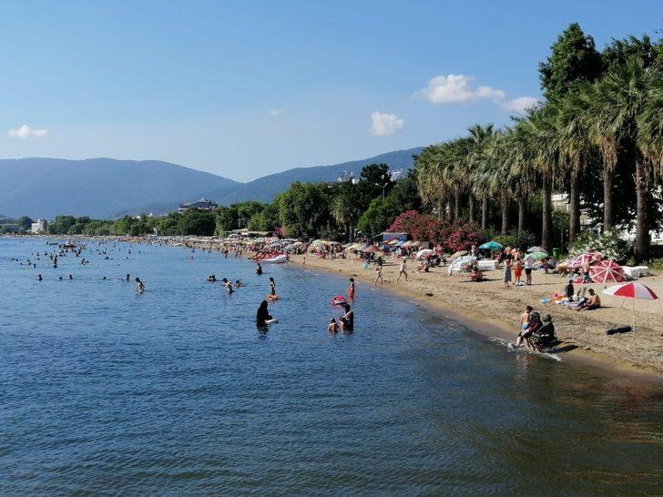 Erdek’e hafta sonu tatilci akını G4