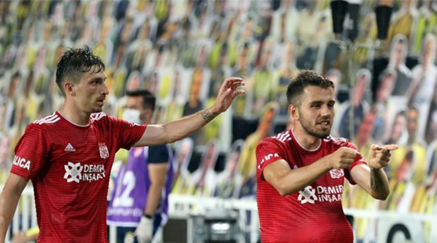 Sivasspor'da Mert Hakan Yandaş ve Emre Kılınç açıklama yaptı