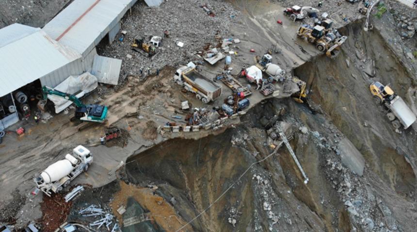 Artvin Valisi duyurdu: Sel felaketinde bir kişi öldü, üç kişi kayıp