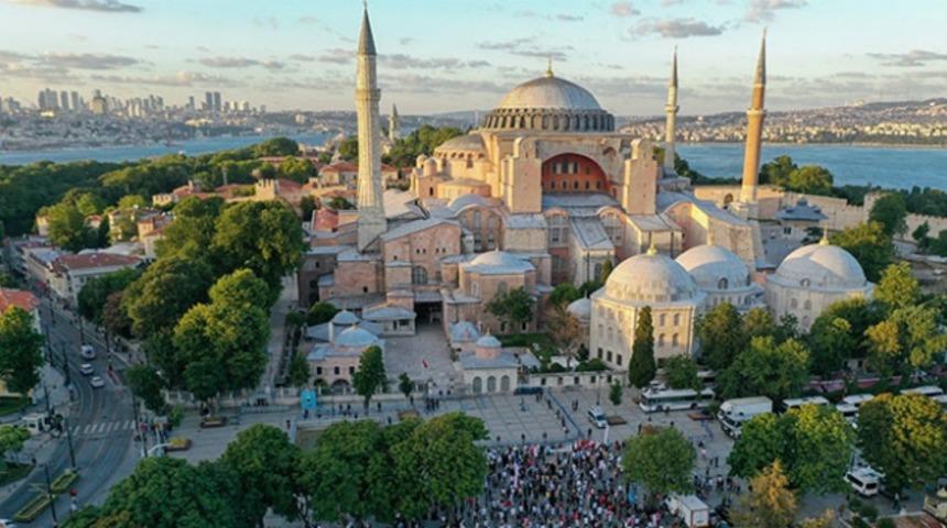 Rusya'dan Ayasofya a&ccedil;ıklaması: T&uuml;rkiye'nin i&ccedil;işleri