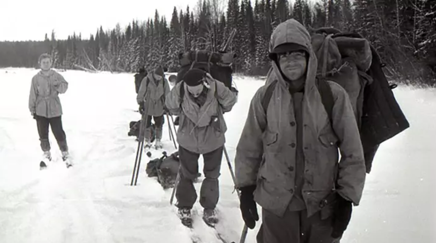 9 kişinin &ouml;ld&uuml;ğ&uuml; gizemli Dyatlov Ge&ccedil;idi'nin sırrı &ccedil;&ouml;z&uuml;ld&uuml;