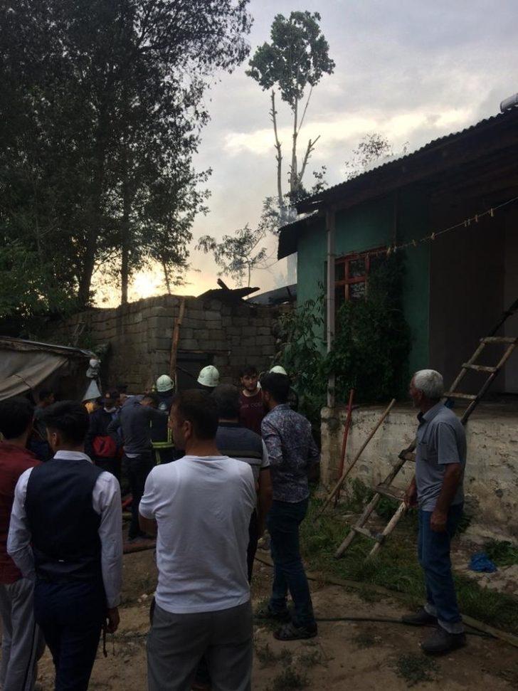 Erciş’te korkutan yangın G4