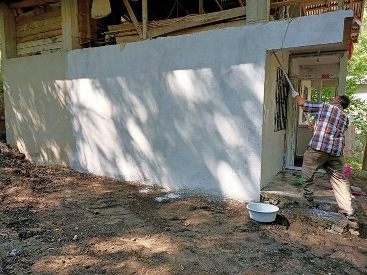 Uzundere’de çöp ev 3 günde temizlendi G5