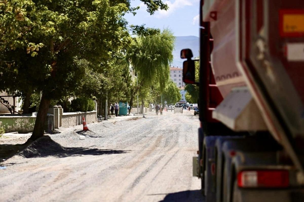 Başkan &Ccedil;olakbayrakdar: &ldquo;Kocasinan i&ccedil;in konforlu ve kalıcı hizmetler yapıyoruz&rdquo;