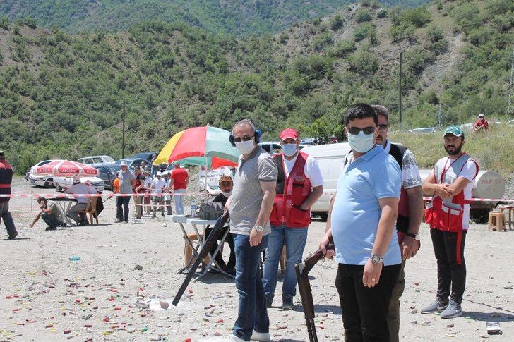 Kaymakam Deniz Pişkin’den atış yarışmasına destek G2
