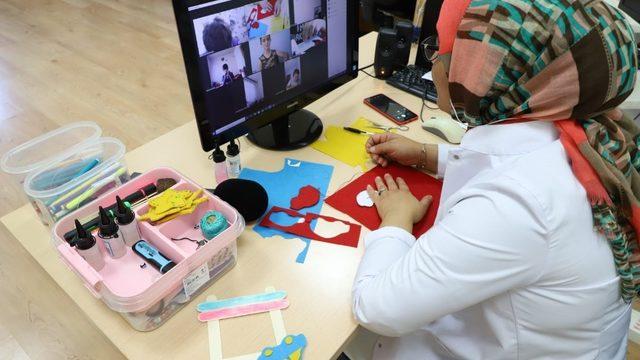 Yaz okulunda uzaktan eğitimler 10 bin öğrenciyle başladı