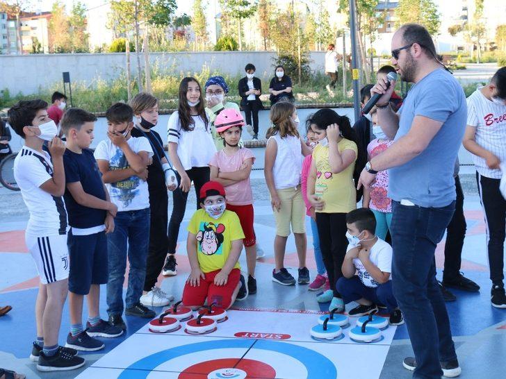 Floor Curling ile eğlendiler G1