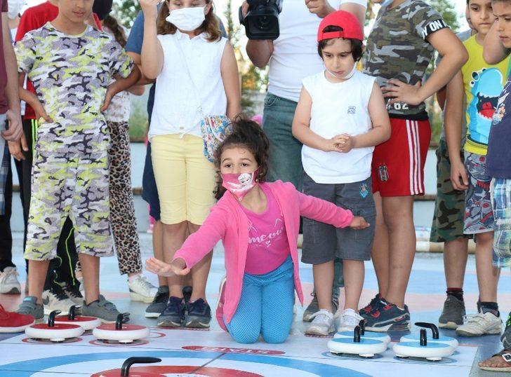 Floor Curling ile eğlendiler G4