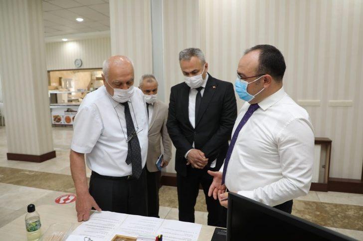 Vali Yırık denetimde, vatandaşın işinin hızlı ilerlemesi için talimat verdi G4