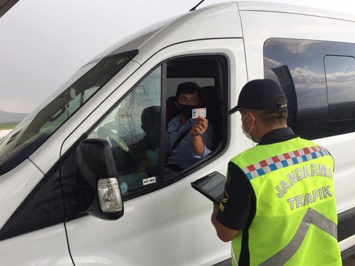 Kars’ta jandarmadan trafik denetimi G1