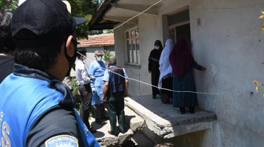 Yeni bebeğin doğum kutlaması kabusa d&ouml;nd&uuml;! Vaka sayısı arttı, 5 ev daha karantinaya alındı