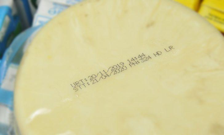 Tarihi geçmiş 1300 gıda ürünü imha edildi G3