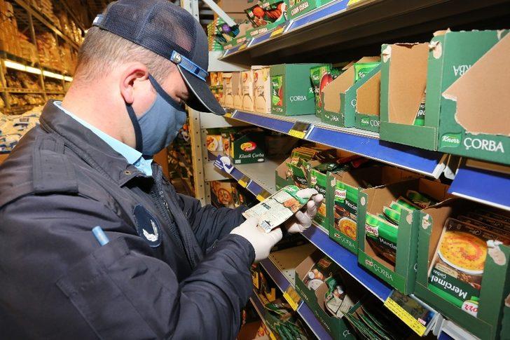 Tarihi geçmiş 1300 gıda ürünü imha edildi G5