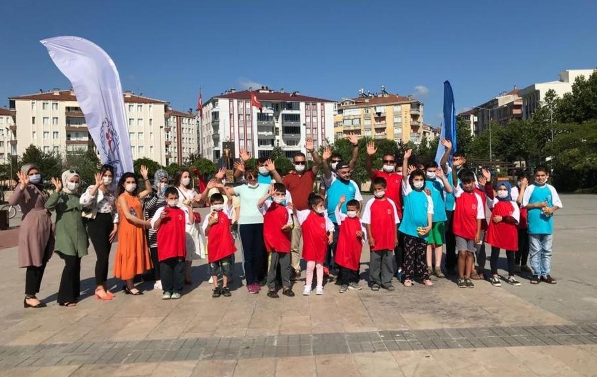 &Ouml;zel &ouml;ğrencilere &ldquo;Pandemi Bahane Etkinlik Şahane Projesi"