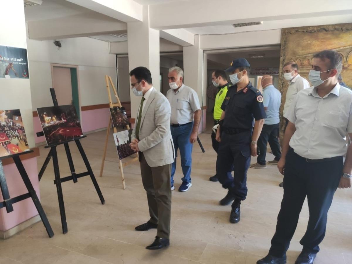 Osmancık&rsquo;ta 15 Temmuz konulu fotoğraf sergisi a&ccedil;ıldı