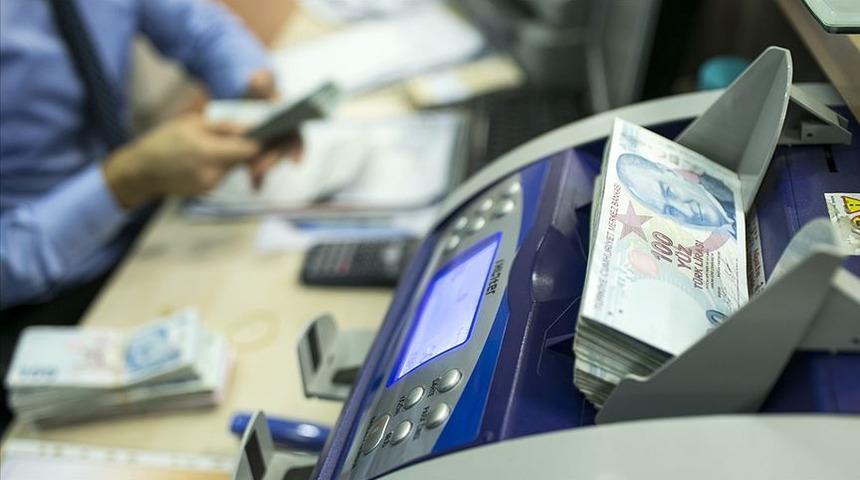 Esnafa kredi erteleme 2021... Kredi taksitleri erteleme nasıl yapılır?  Hangi bankaların kredileri ertelendi? Esnafların kredileri ne zaman ödenecek? 