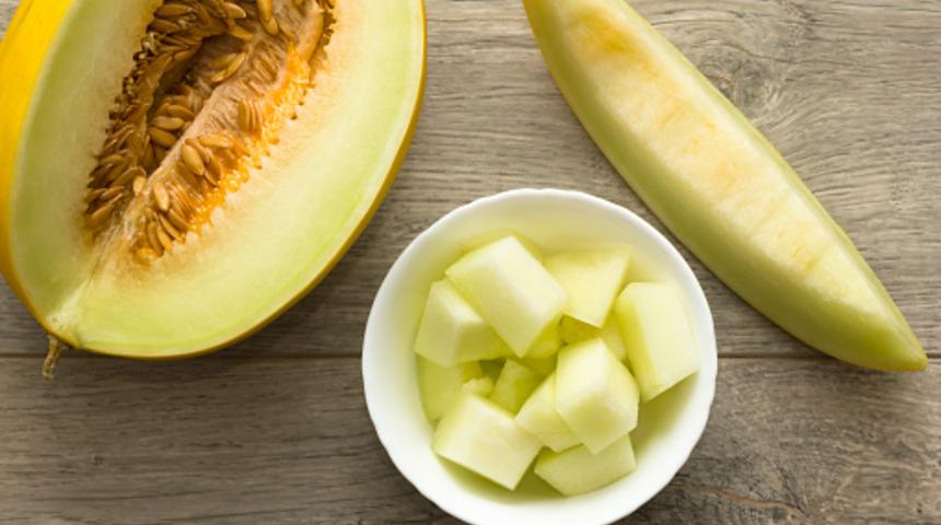 Bu kavunlu tatlılara bayılacaksınız! 3 mükemmel ve pratik kavunlu tatlı tarifi...