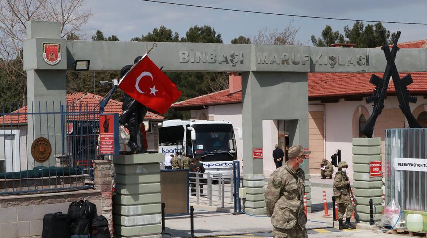 Son dakika Burdur'da askeri birlikte koronavirüs alarmı! Bazı askerlerin testi pozitif çıktı