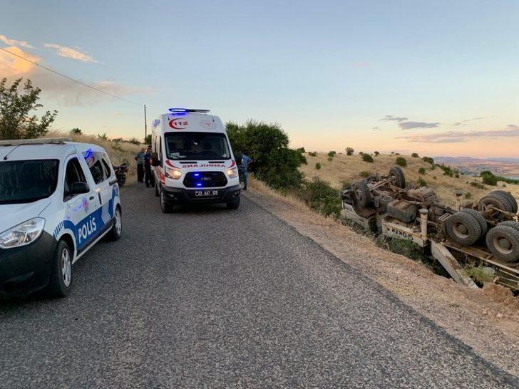 Elazığ’da beton mikseri devrildi: 1 yaralı G3
