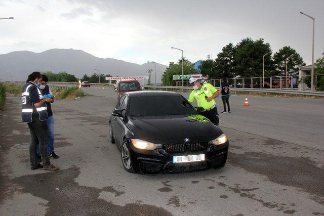 Erzincan polisinden ‘Huzur Uygulaması’