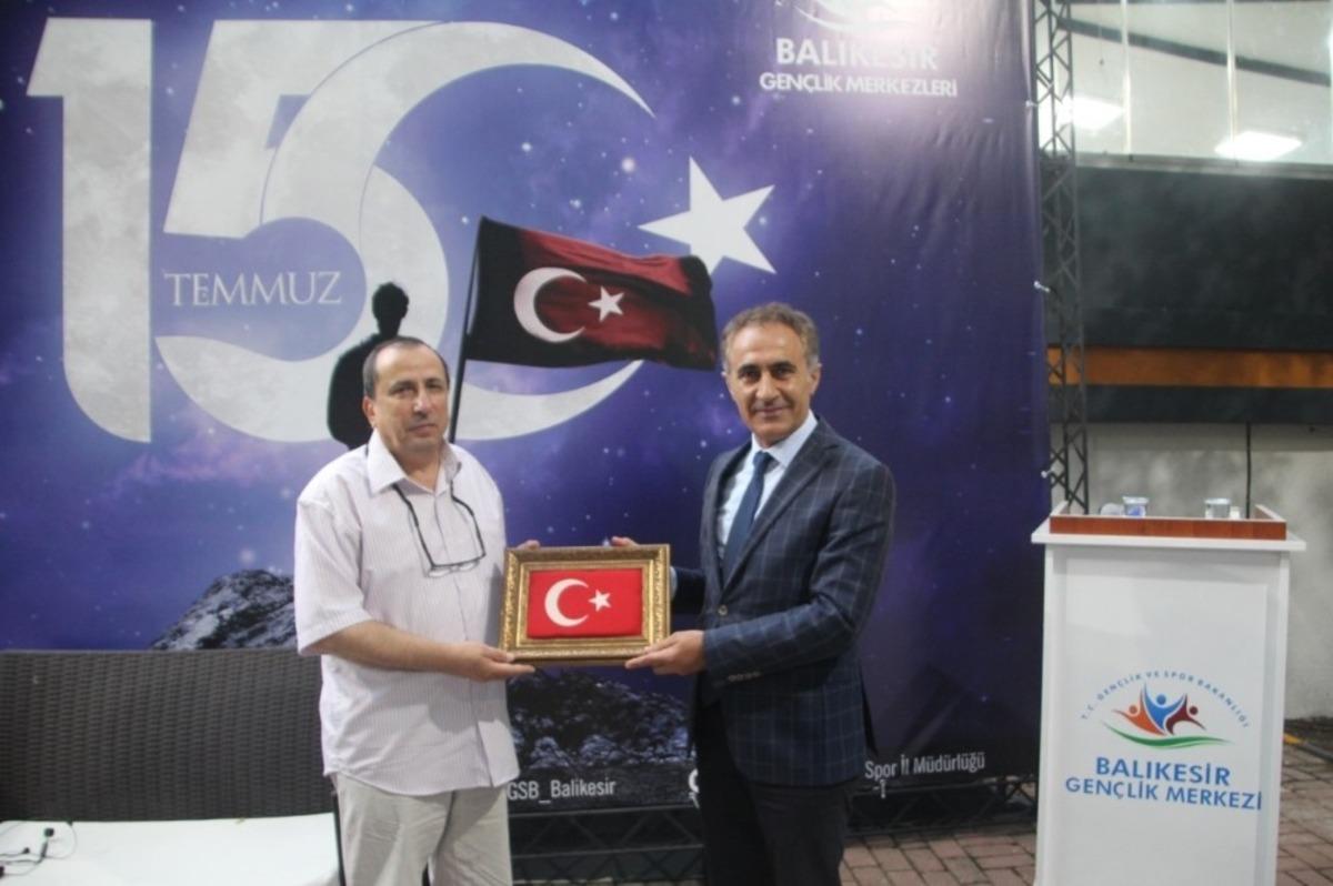 Gen&ccedil;lere &rsquo;Vatan Sevgisi ve Milli Birlik&rsquo; s&ouml;yleşisi