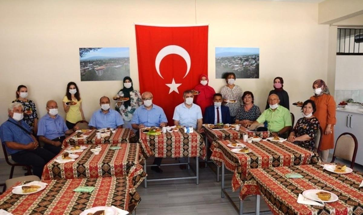 Nazilli&rsquo;de y&ouml;resel &uuml;r&uuml;nler sertifika t&ouml;reni d&uuml;zenlendi