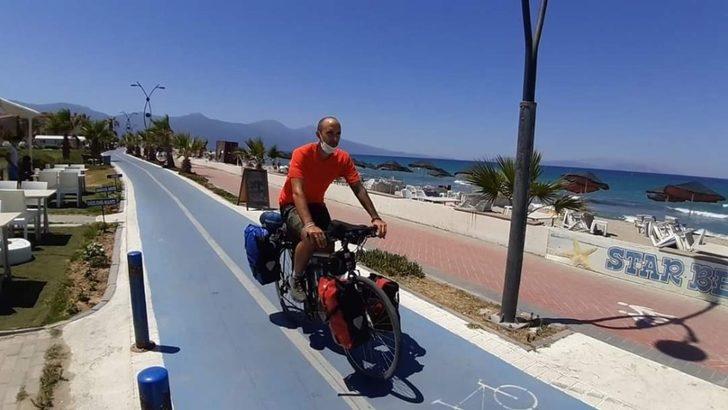 İspanyol gezgin, nesli tehlike altında olan hayvanlar için 8 yıldır pedal basıyor G1