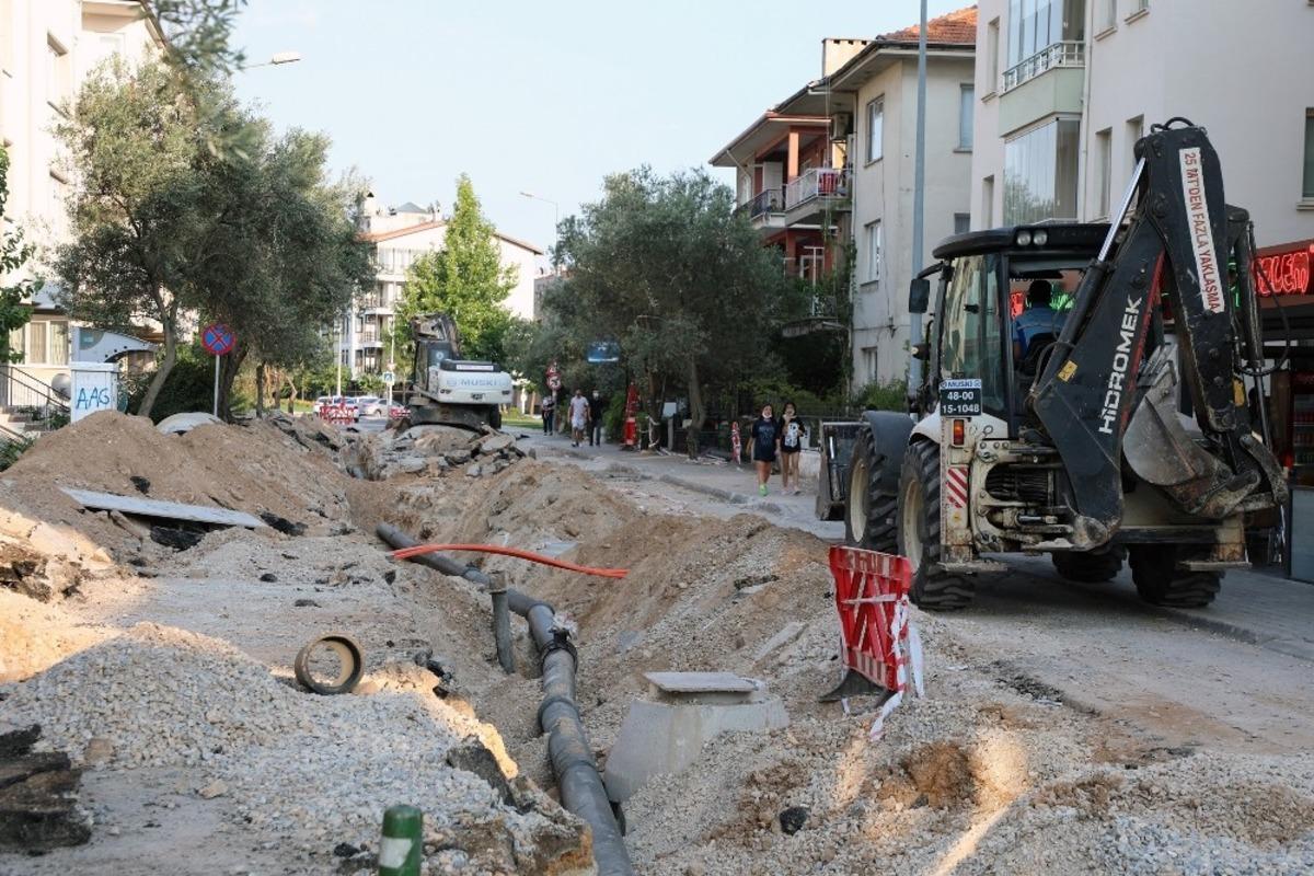 Hasan Ercan Caddesi yenilenen y&uuml;z&uuml;yle hizmet verecek
