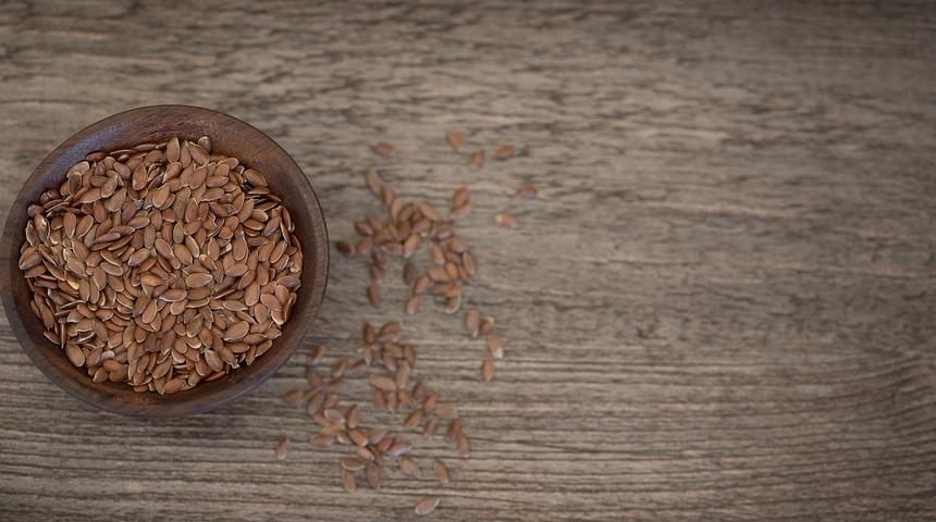 Harika bir cilde sahip olmak i&ccedil;in keten tohumlu bu tarifleri uygulayın! &Ccedil;ok pratik...