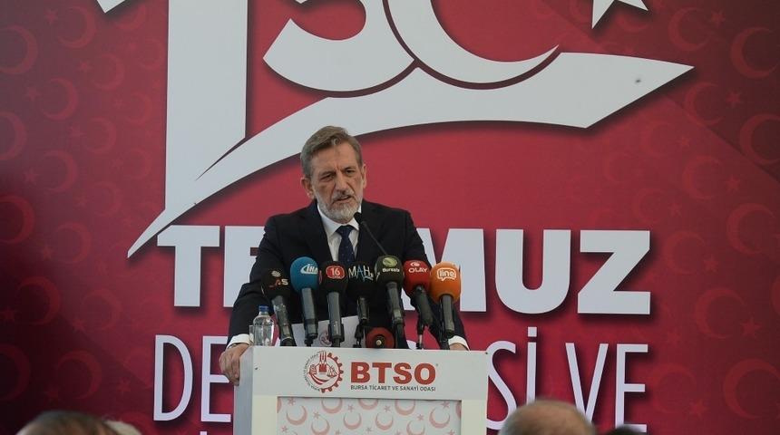 BTSO Y&ouml;netim Kurulu Başkanı İbrahim Burkay: &ldquo;15 Temmuz milletimizin h&uuml;r iradesine zincir vurulamayacağını d&uuml;nyaya ilan ettiği g&uuml;nd&uuml;r&rdquo;