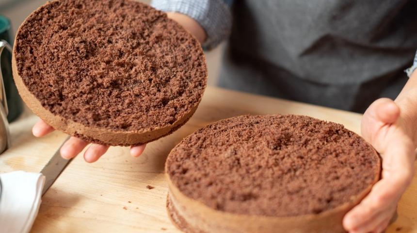 Kakaolu pandispanya tarifi: Hazır kekin nasıl yapıldığını merak ediyorsanız...