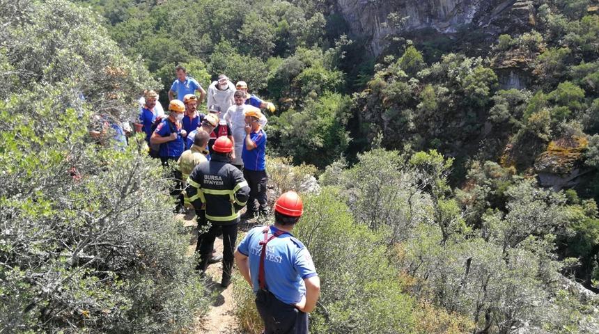 Bursa'da dinamit patlatarak define arayan 2 kişi yaralandı