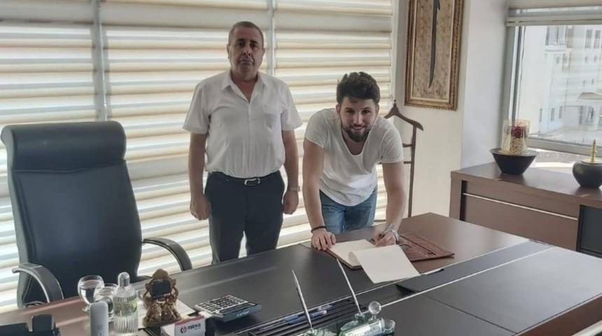 Yeşilyurt Belediyespor gen&ccedil; milli futbolcuyu kadrosuna kattı