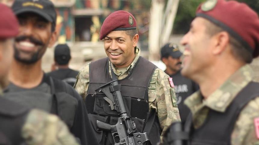 &Ouml;mer Halisdemir kimdir? 15 Temmuz kahramanı &Ouml;mer Halisdemir'in hikayesi!