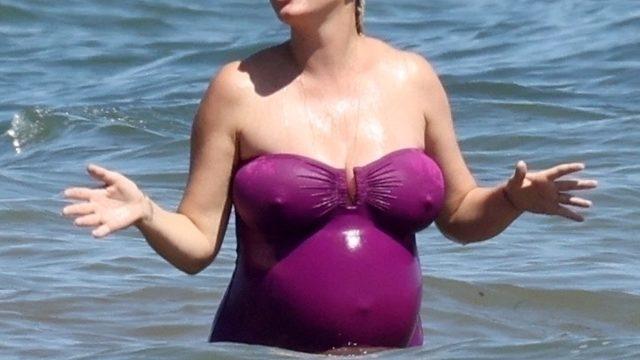 Katy Perry doğum öncesi tatile çıktı