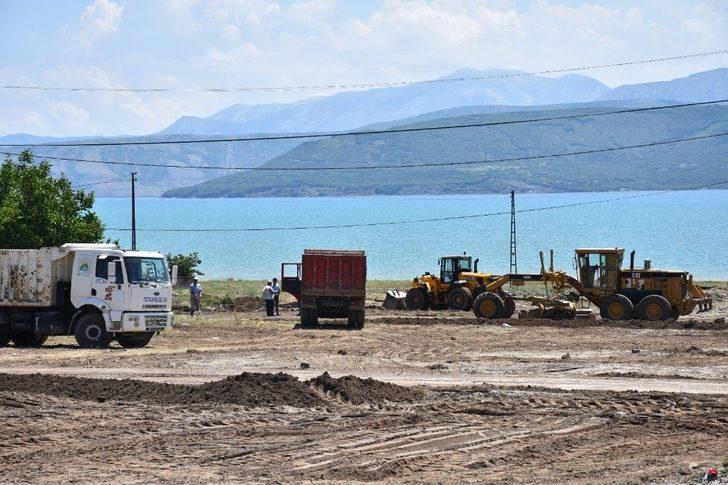 Tatvan’da selden zarar gören bölgeler temizleniyor G1