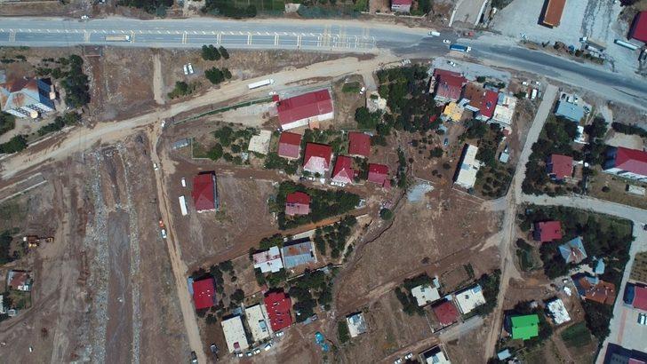 Tatvan’da selden zarar gören bölgeler temizleniyor G5